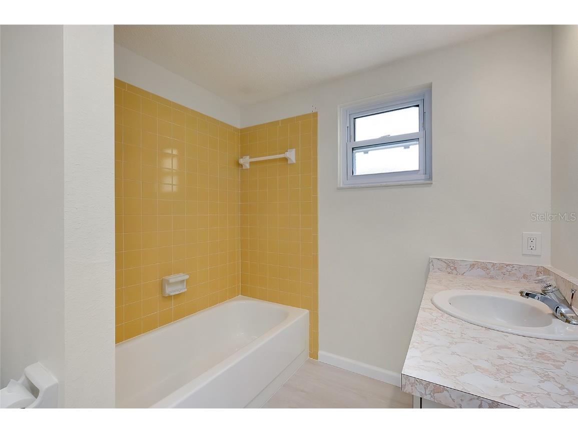 652 Circlewood Drive #T7 Venice FL 34293 N6141726 image50