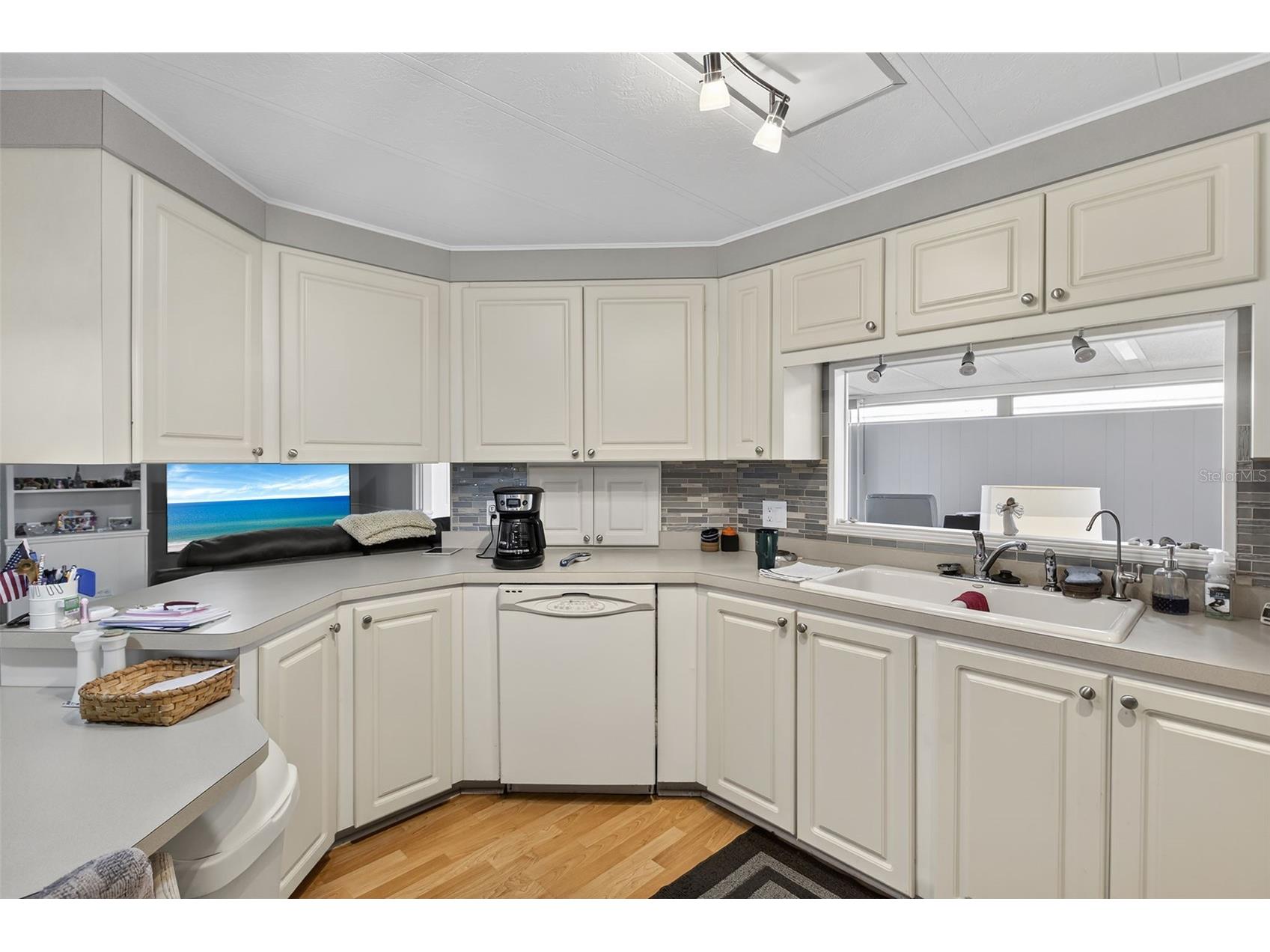 652 La Sala North Port FL 34287 TB8482464 image9