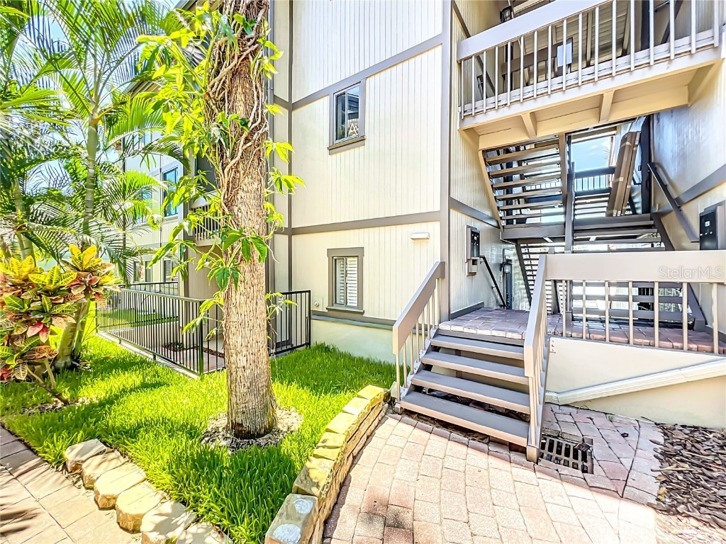 652 Lake Villas Drive #B Altamonte Springs FL 32701 - LAKE ORIENTA O6208666 image1