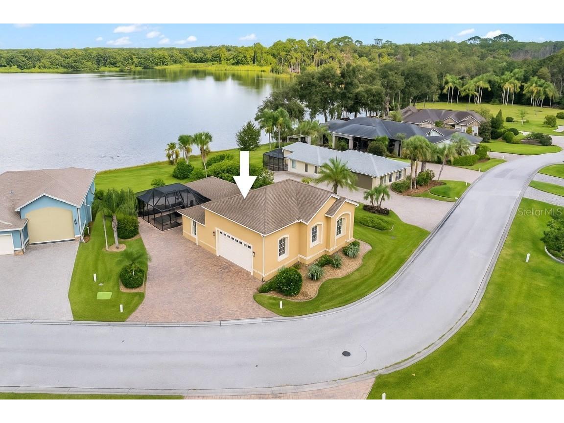 652 Meandering Way Polk City FL 33868 - Clearwater Lake L4955108 image1