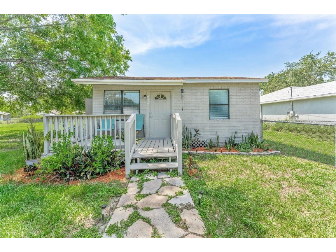 652 N Jackson Street Eagle Lake FL 33839 TB8387825 image2