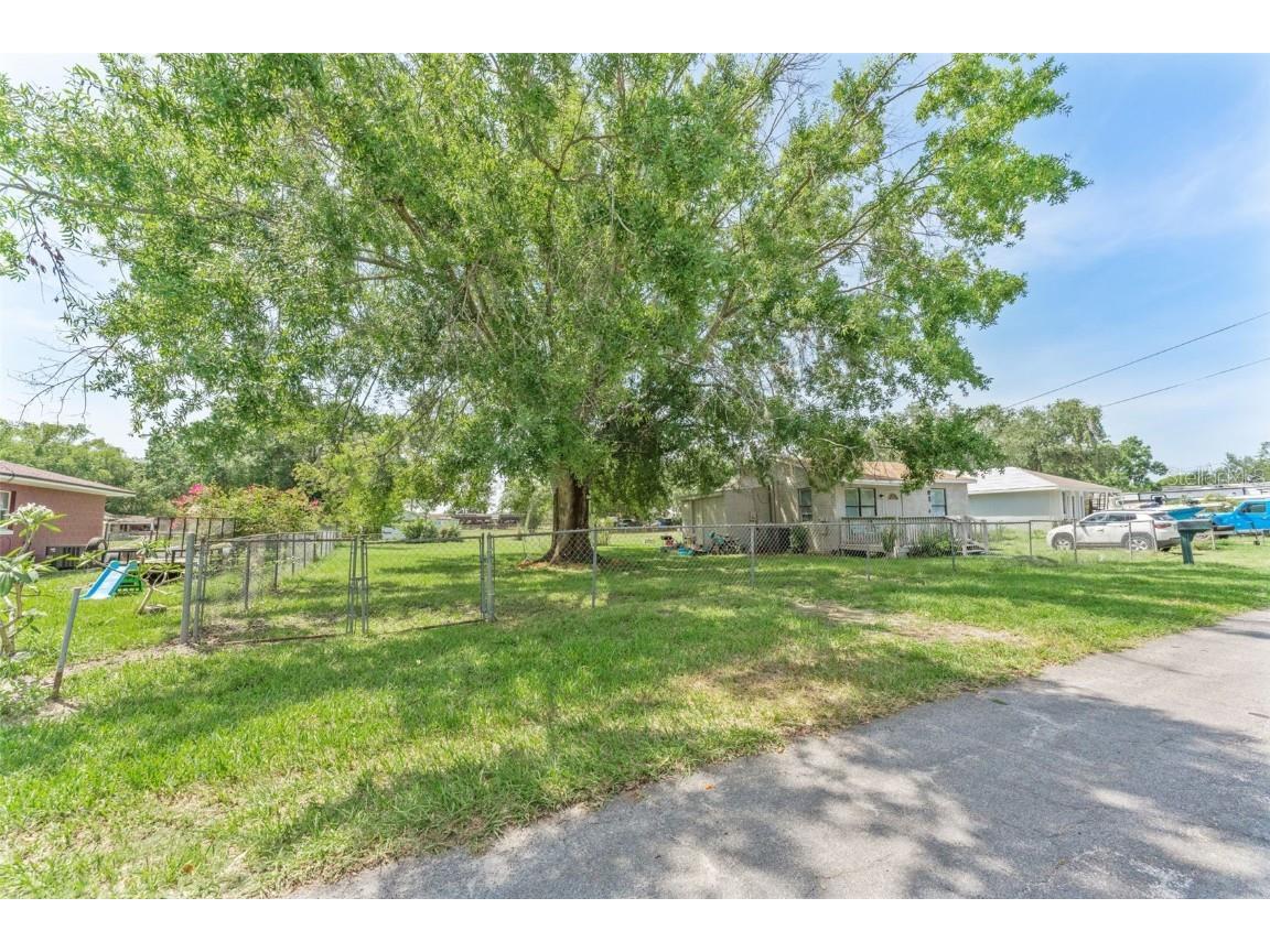 652 N Jackson Street Eagle Lake FL 33839 TB8387825 image3