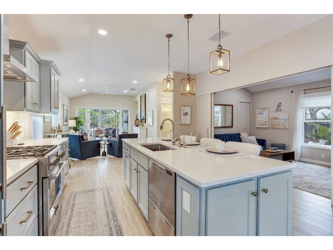 652 Ohio Place Sarasota FL 34236 TB8446288 image12