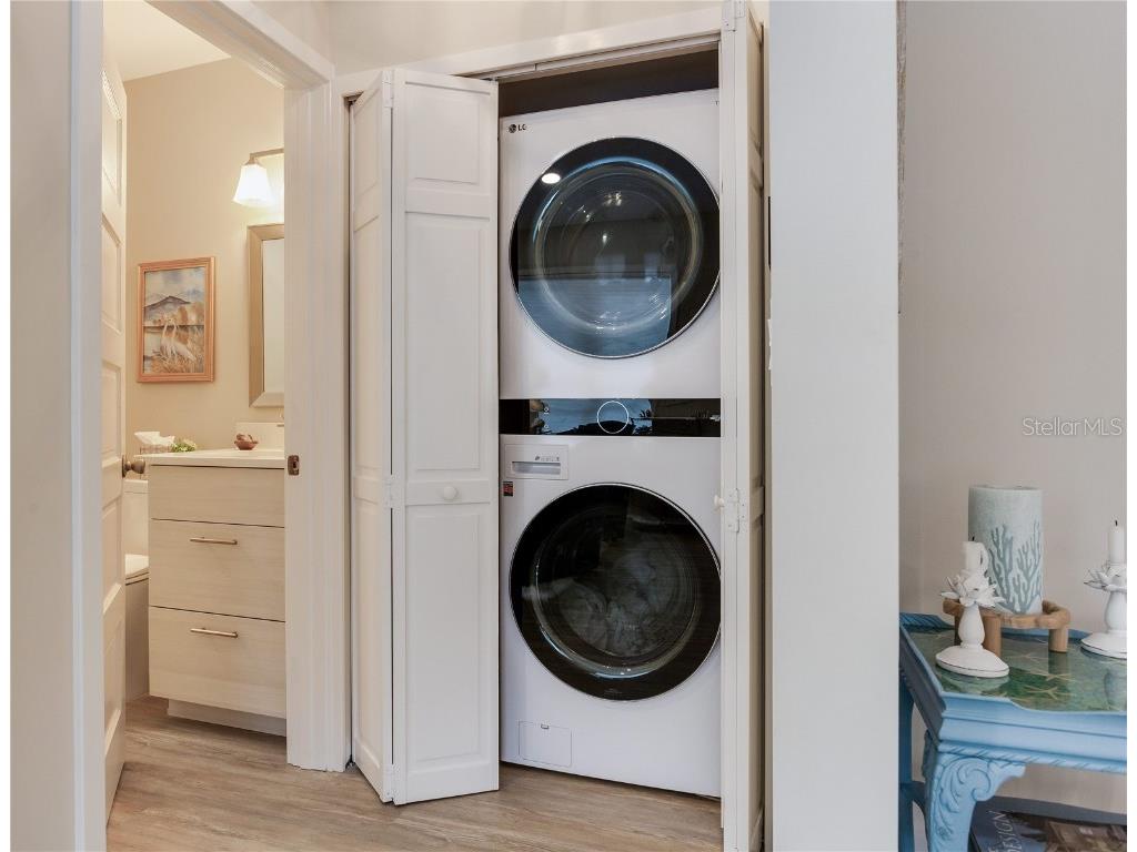 652 Ohio Place Sarasota FL 34236 TB8446288 image23