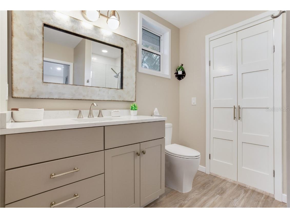 652 Ohio Place Sarasota FL 34236 TB8446288 image35