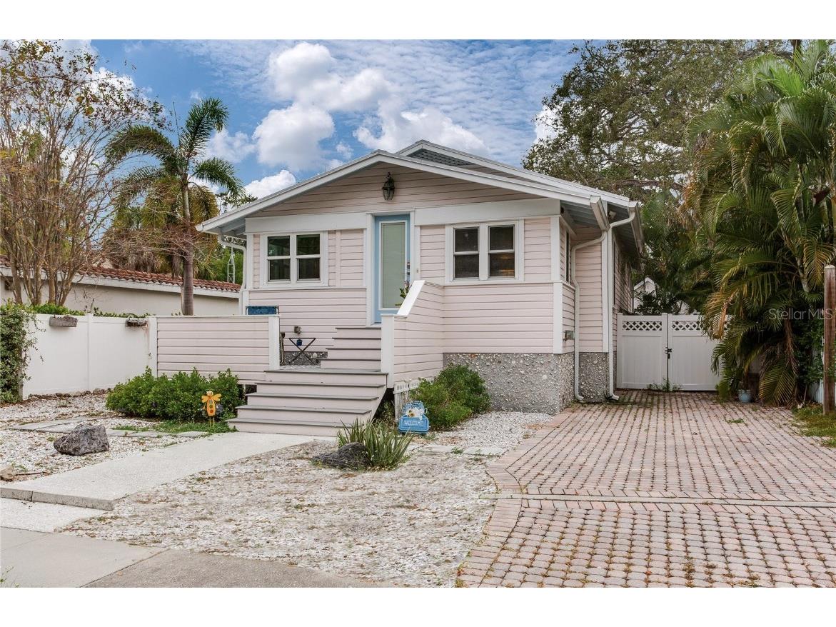 652 Ohio Place Sarasota FL 34236 TB8446288 image4