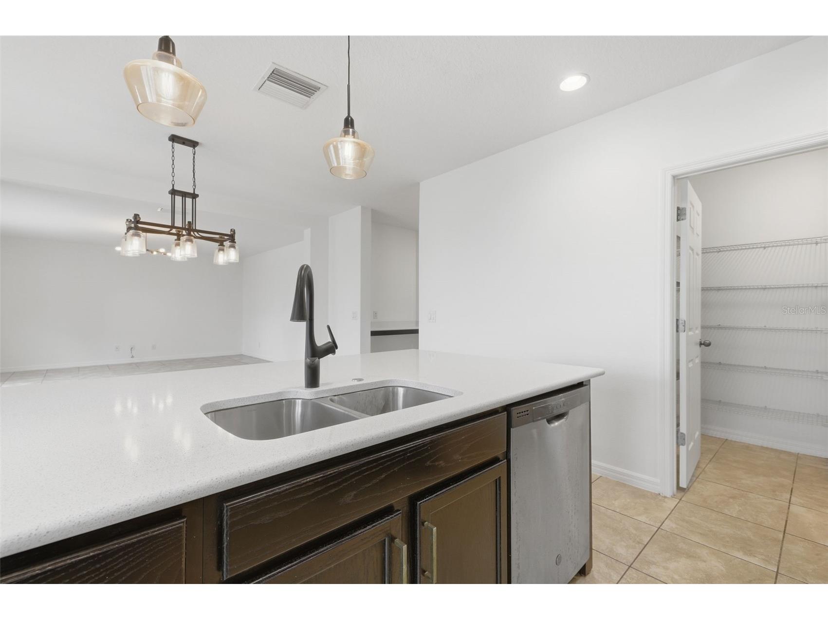 652 Samuel Place Davenport FL 33837 O6406503 image9