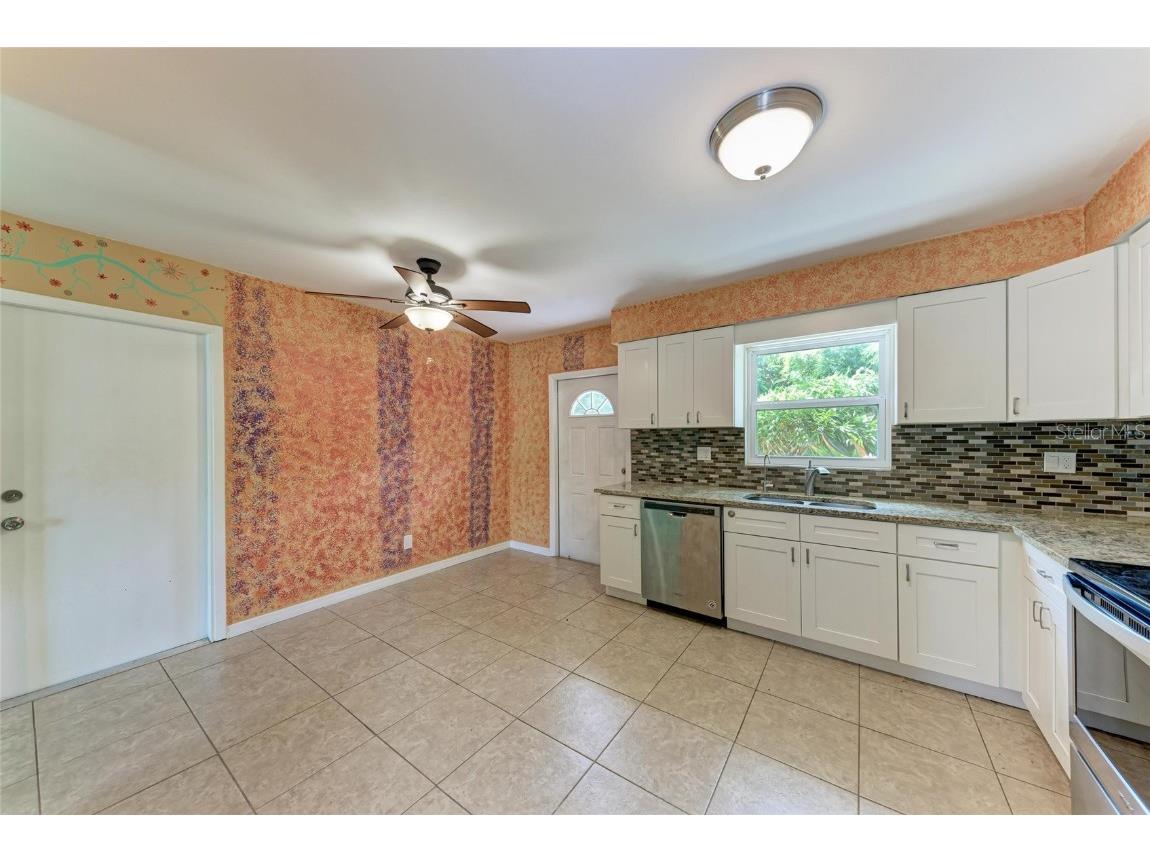 6520 3rd Avenue NE Bradenton FL 34208 A4666849 image8