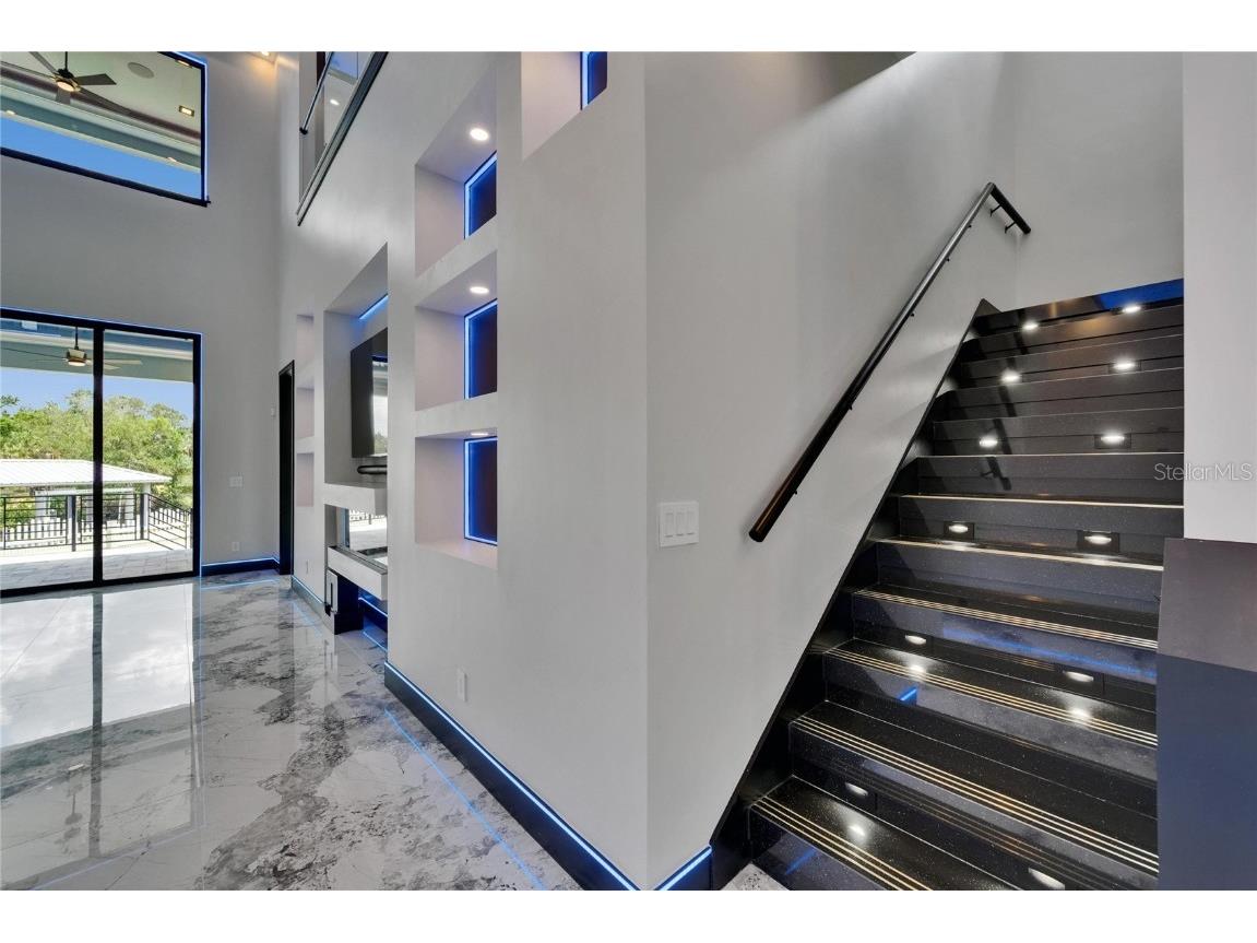 6520 Simone Shores Circle Apollo Beach FL 33572 - ST CREUX CANAL TB8391408 image12