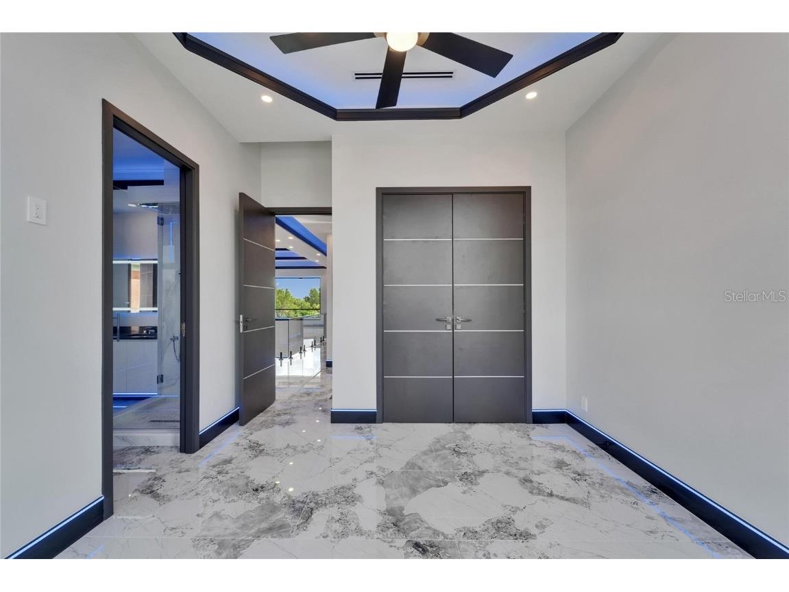 6520 Simone Shores Circle Apollo Beach FL 33572 - ST CREUX CANAL TB8391408 image15