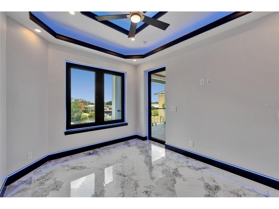 6520 Simone Shores Circle Apollo Beach FL 33572 - ST CREUX CANAL TB8391408 image22