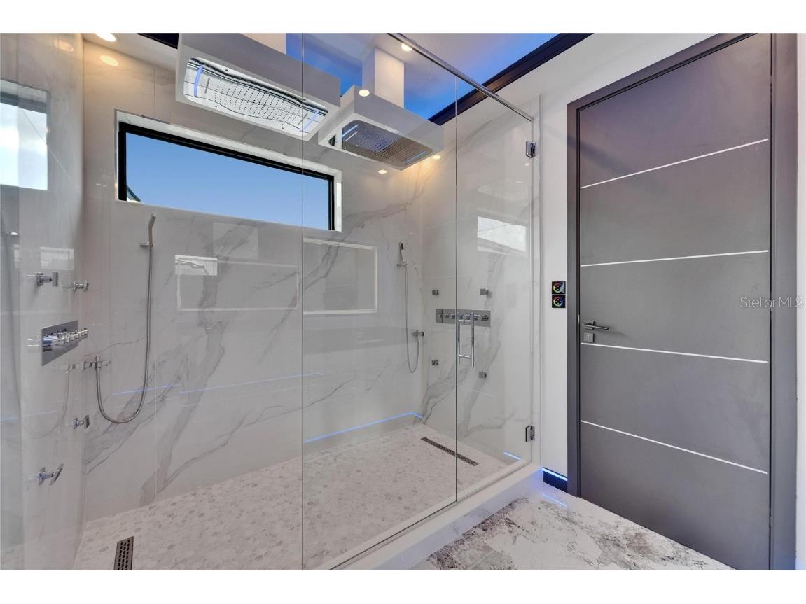 6520 Simone Shores Circle Apollo Beach FL 33572 - ST CREUX CANAL TB8391408 image32