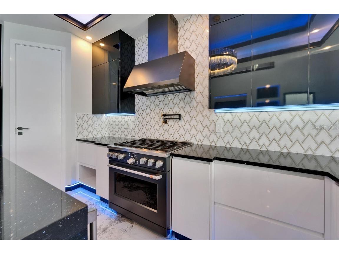 6520 Simone Shores Circle Apollo Beach FL 33572 - ST CREUX CANAL TB8391408 image56