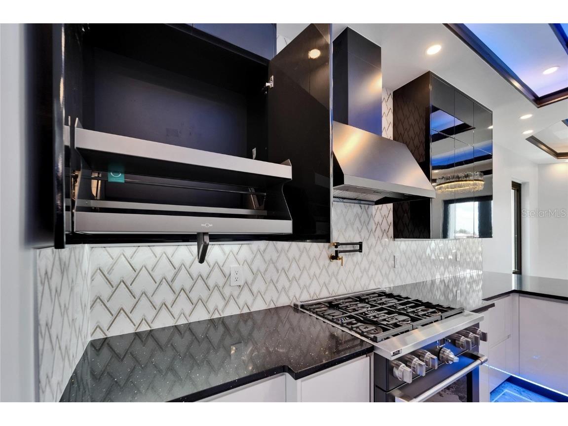 6520 Simone Shores Circle Apollo Beach FL 33572 - ST CREUX CANAL TB8391408 image57