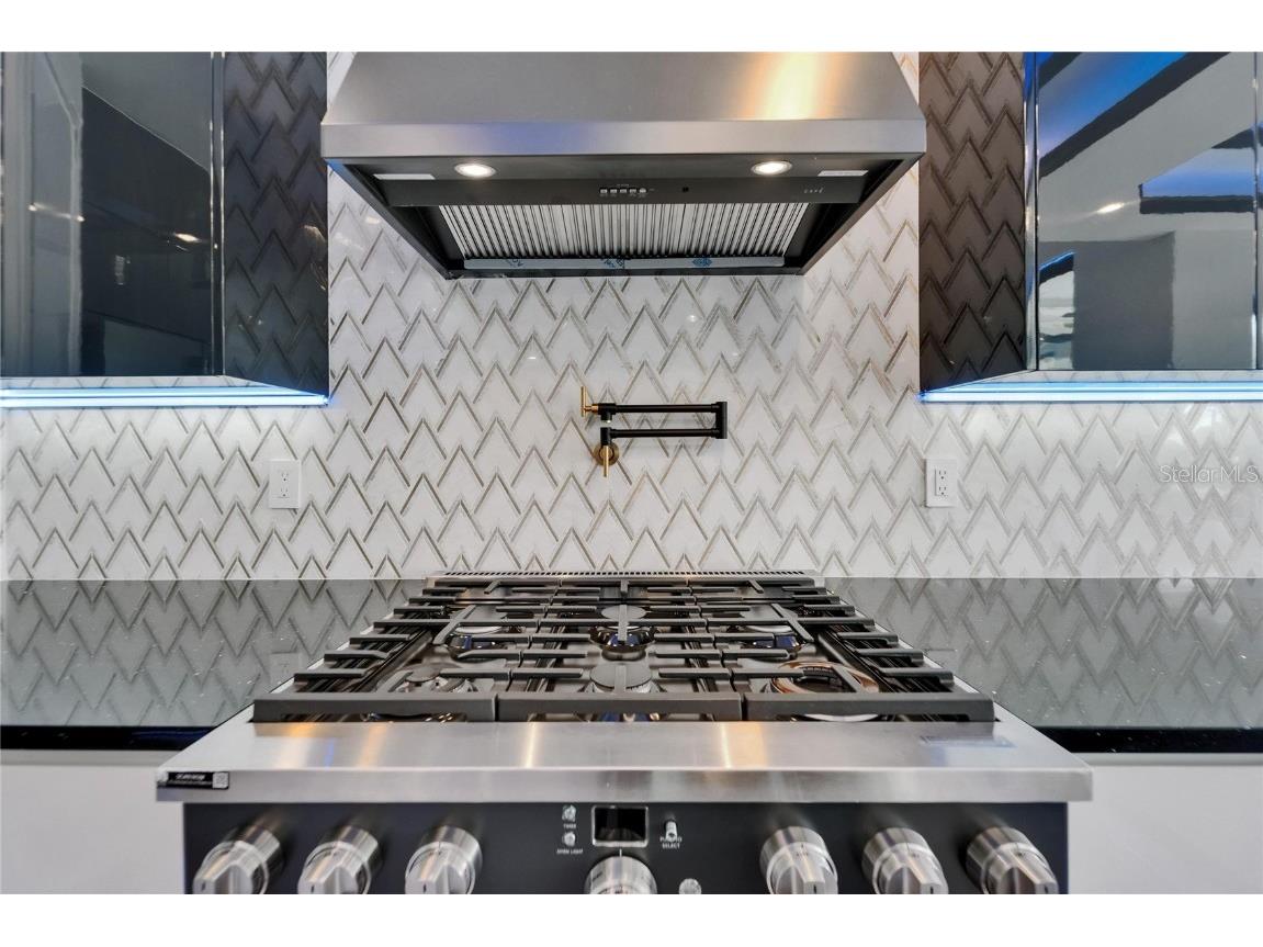 6520 Simone Shores Circle Apollo Beach FL 33572 - ST CREUX CANAL TB8391408 image58