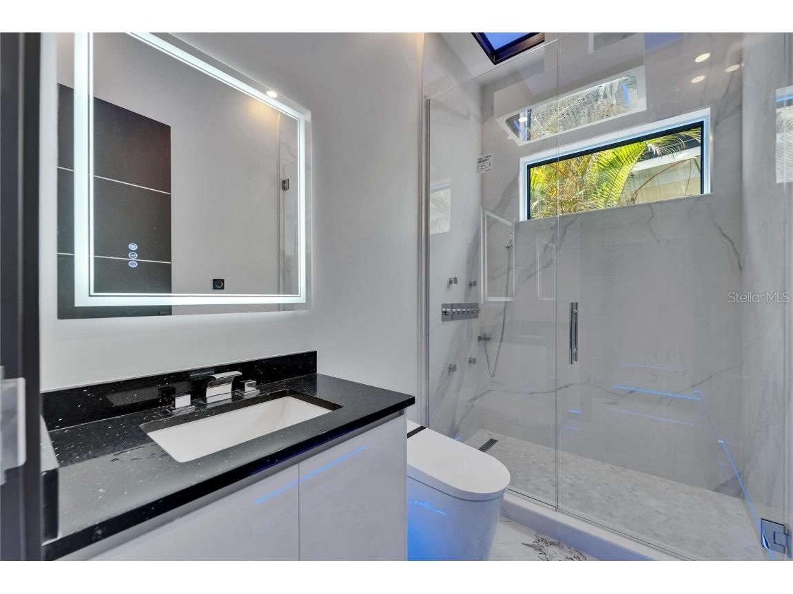 6520 Simone Shores Circle Apollo Beach FL 33572 - ST CREUX CANAL TB8391408 image64