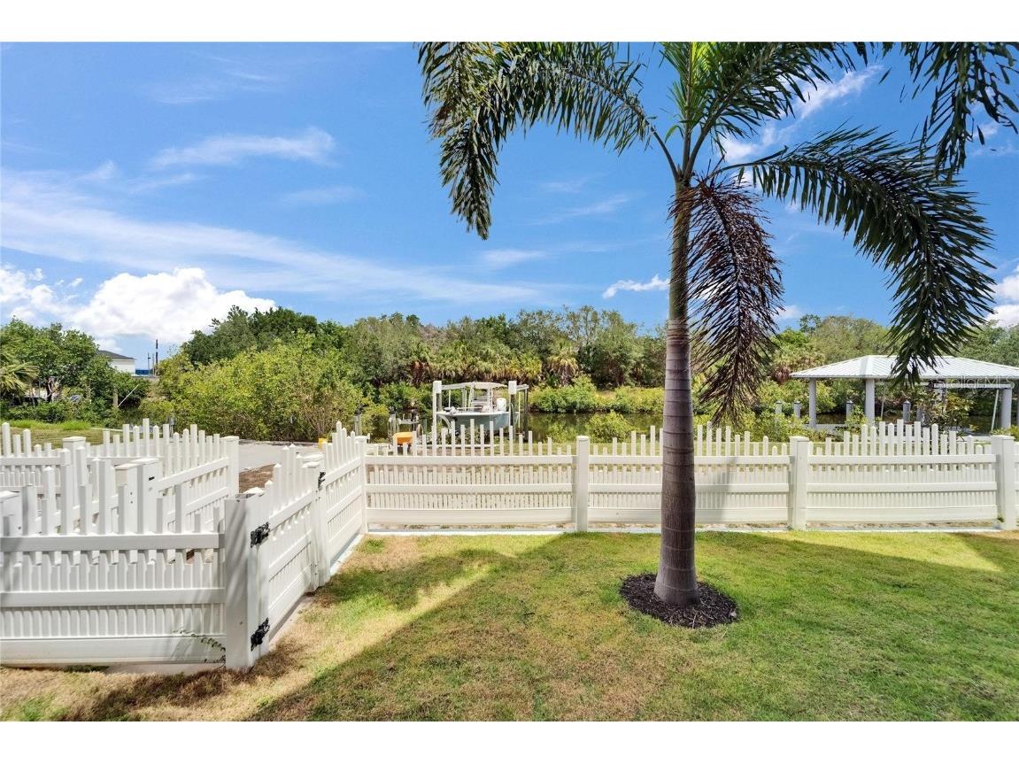 6520 Simone Shores Circle Apollo Beach FL 33572 - ST CREUX CANAL TB8391408 image78