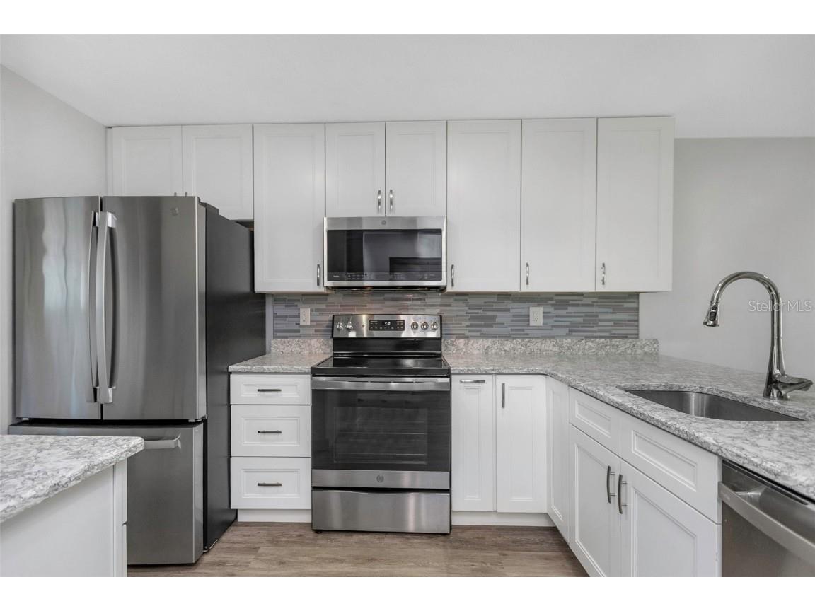 6520 Thicket Trail New Port Richey FL 34653 W7880475 image18