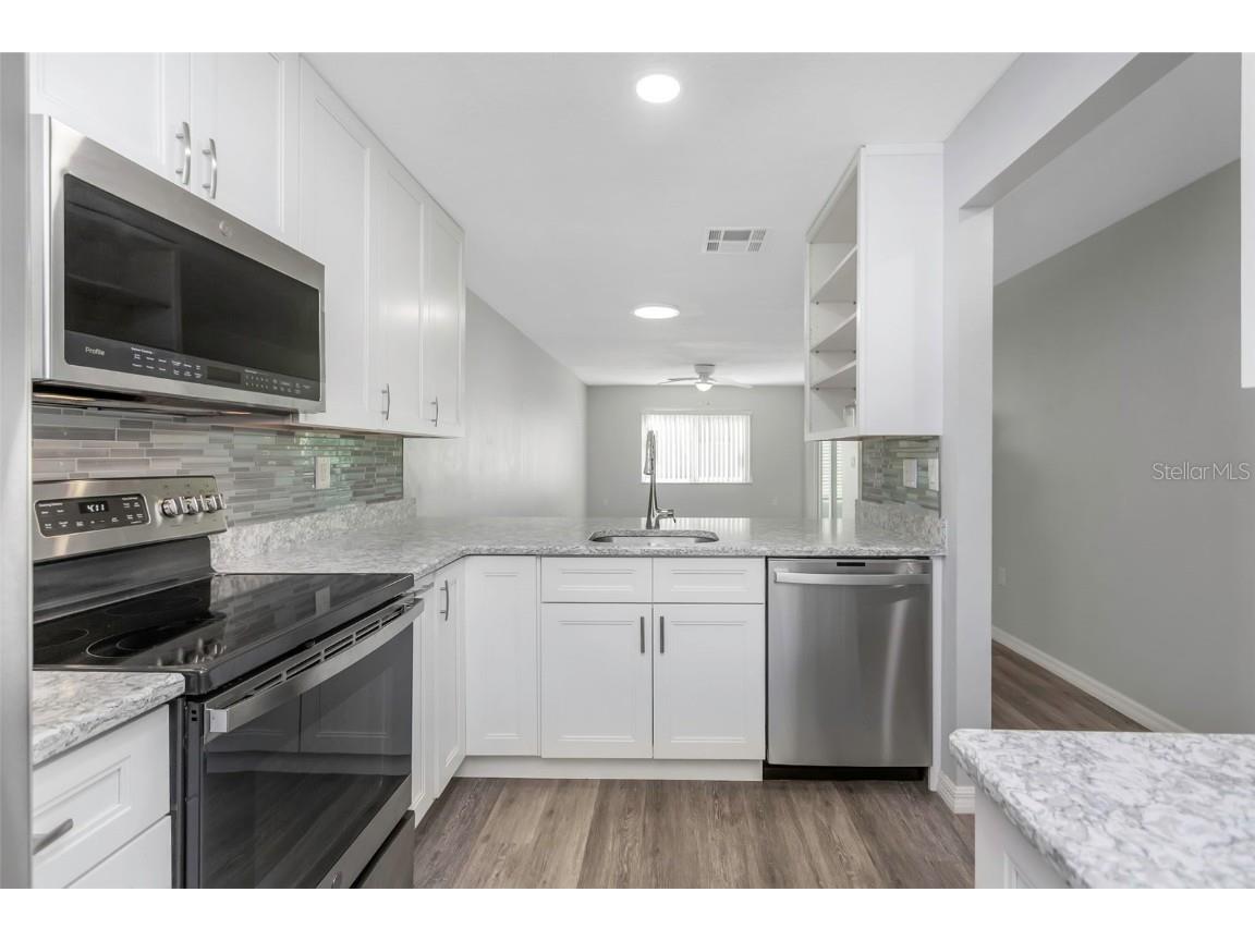 6520 Thicket Trail New Port Richey FL 34653 W7880475 image19