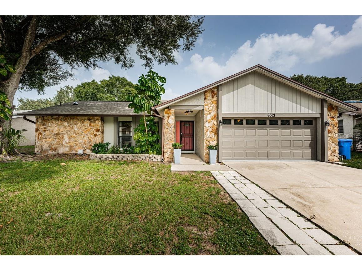 6521 Seafairer Drive Tampa FL 33615 U8216235 image1