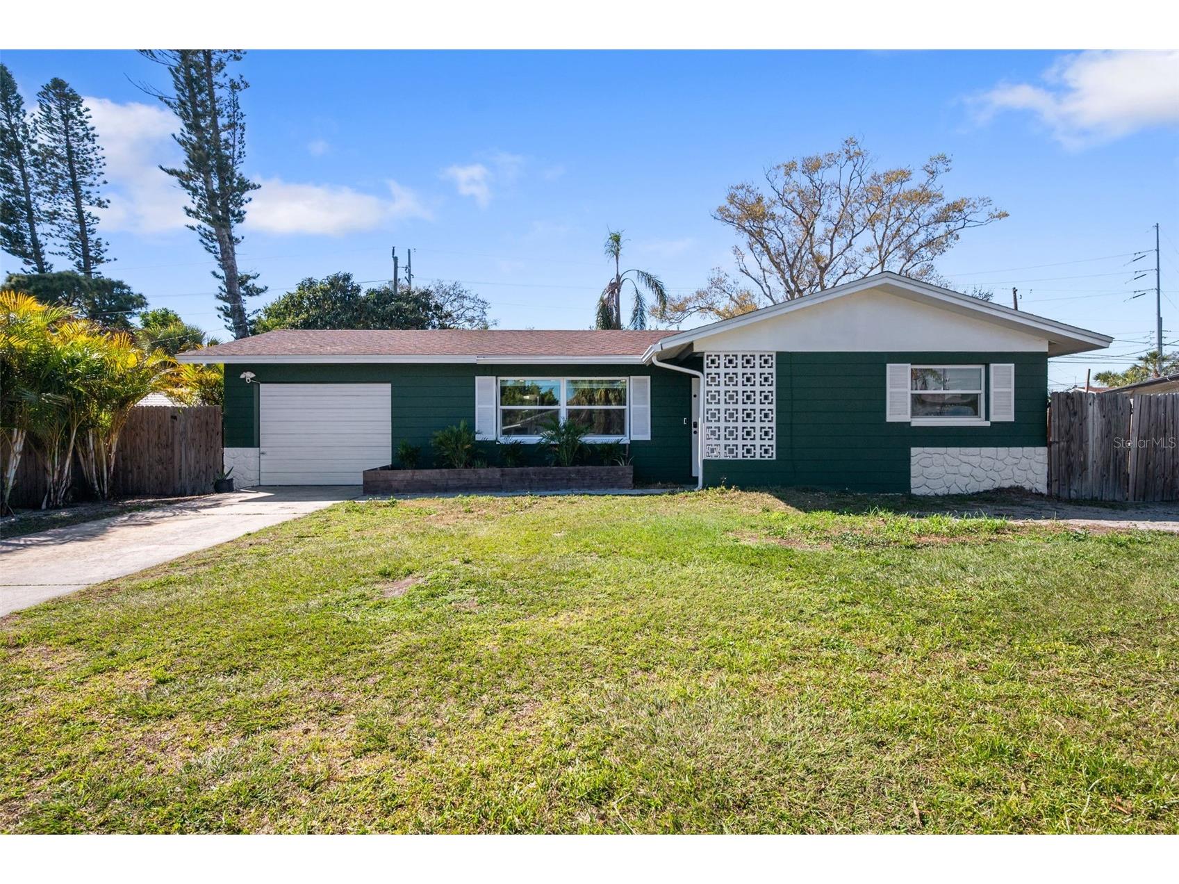 6522 112th Street Seminole FL 33772 TB8510095 image1