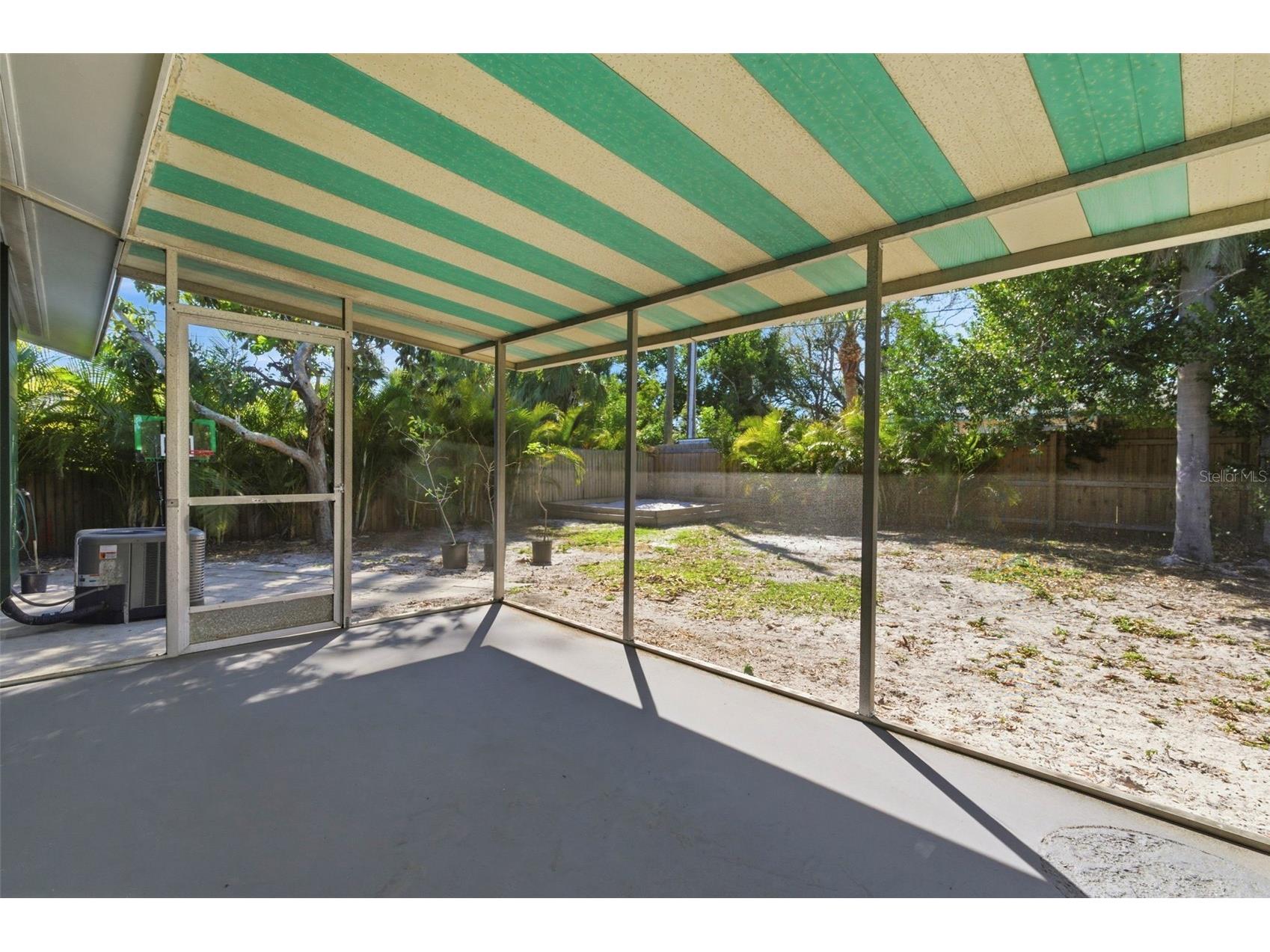 6522 112th Street Seminole FL 33772 TB8510095 image25