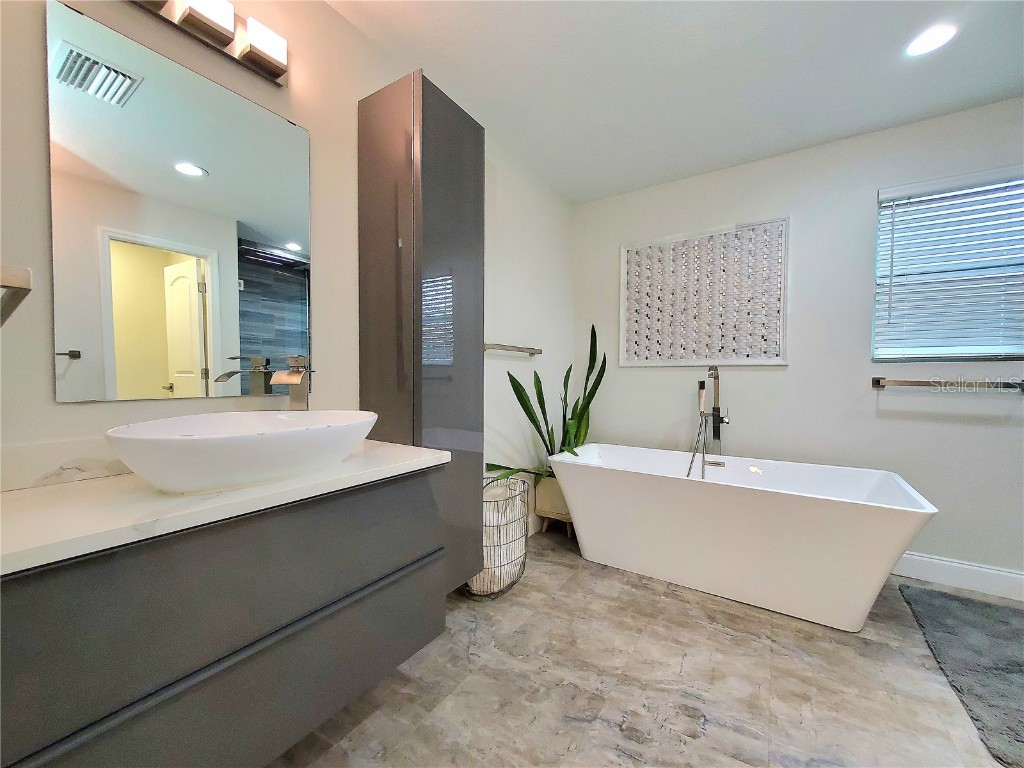 6522 Hidden Beach Circle Orlando FL 32819 O6371276 image32