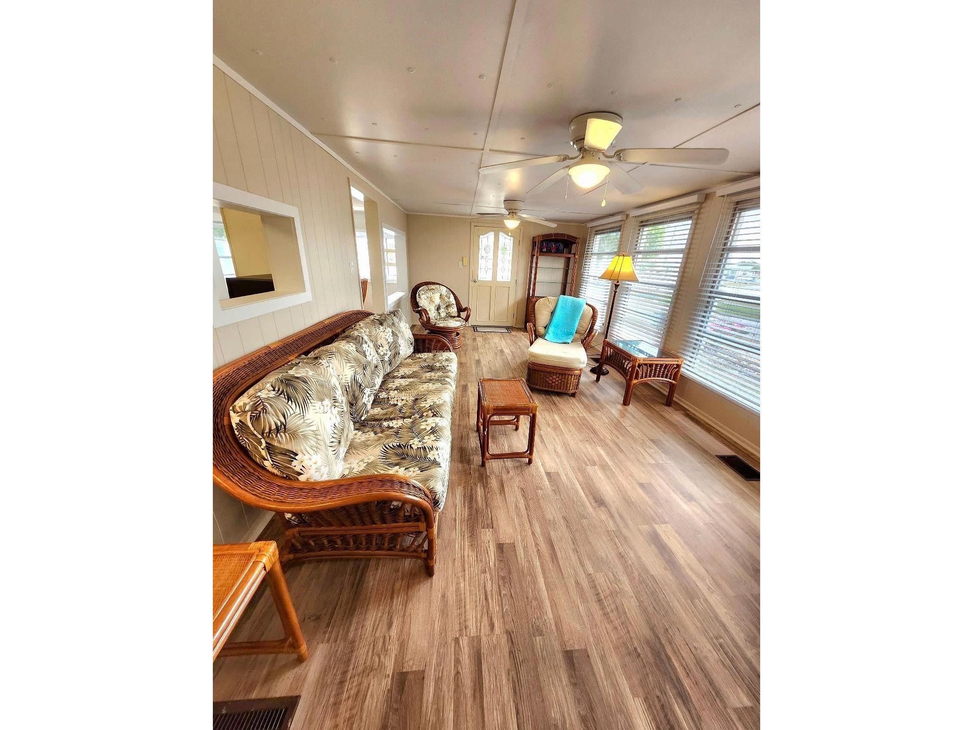 6522 Massachusetts Street Bradenton FL 34207 - SARASOTA BAY A4679982 image11