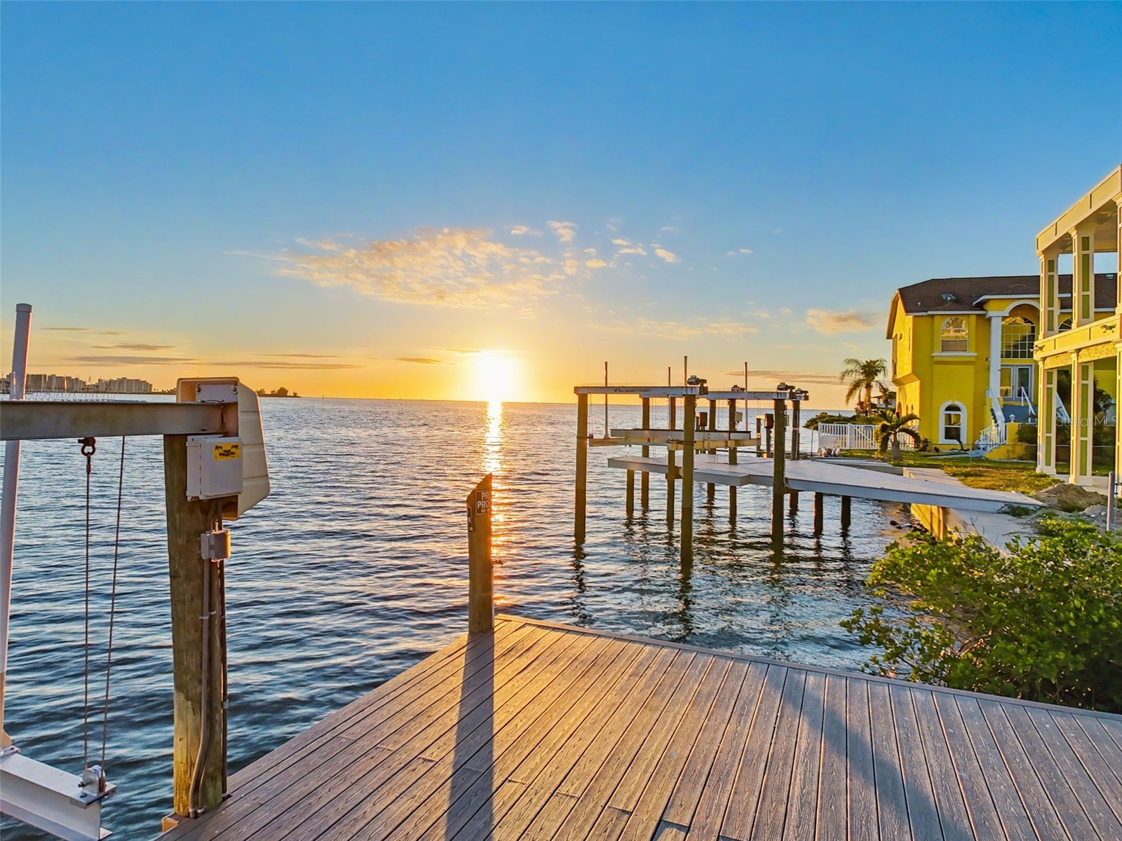6522 Seaview Boulevard Hudson FL 34667 W7881910 image5