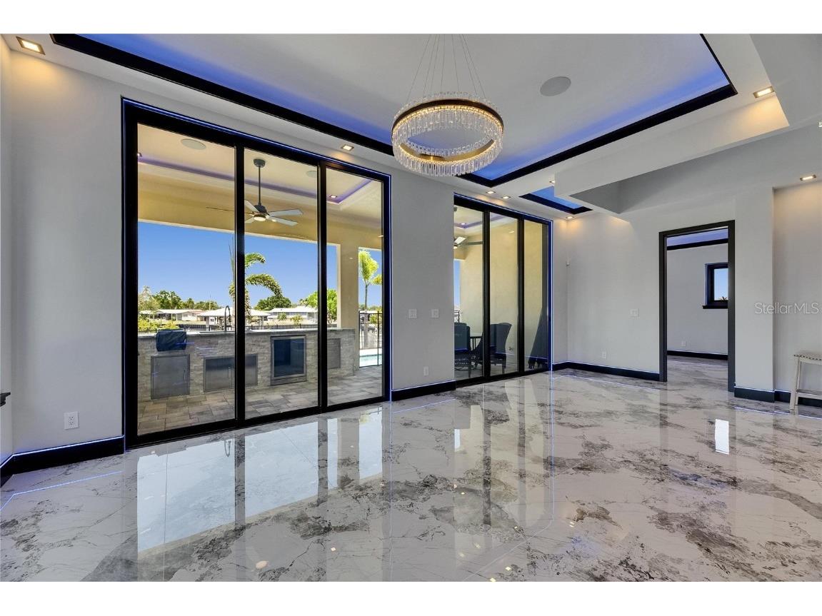 6522 Simone Shores Circle Apollo Beach FL 33572 - ST. CRUEX CANAL TB8389832 image10