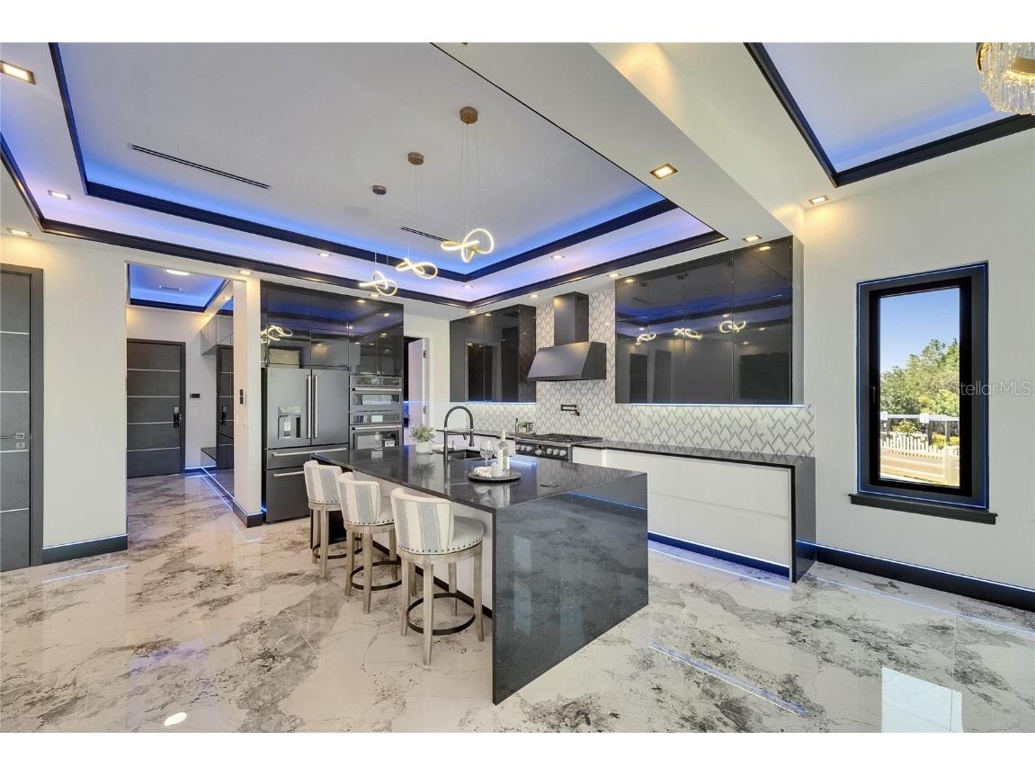 6522 Simone Shores Circle Apollo Beach FL 33572 - ST. CRUEX CANAL TB8389832 image11