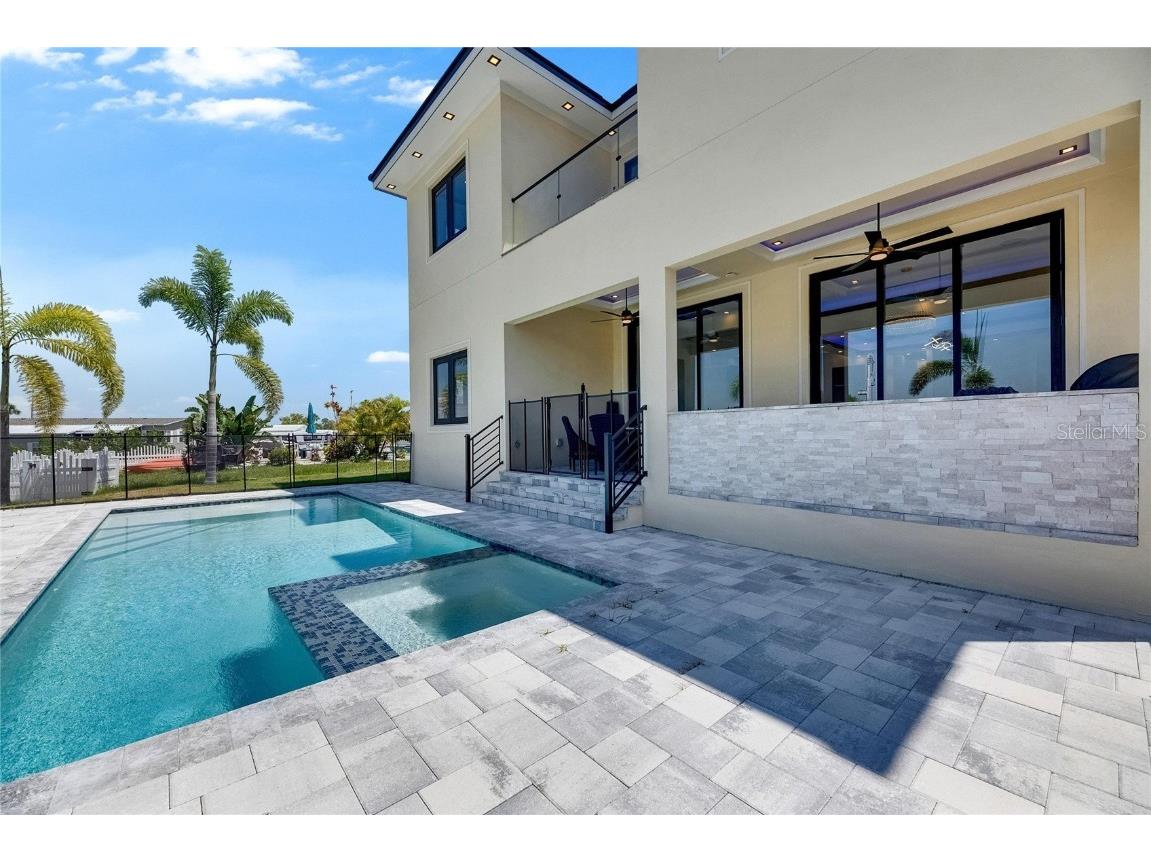 6522 Simone Shores Circle Apollo Beach FL 33572 - ST. CRUEX CANAL TB8389832 image27