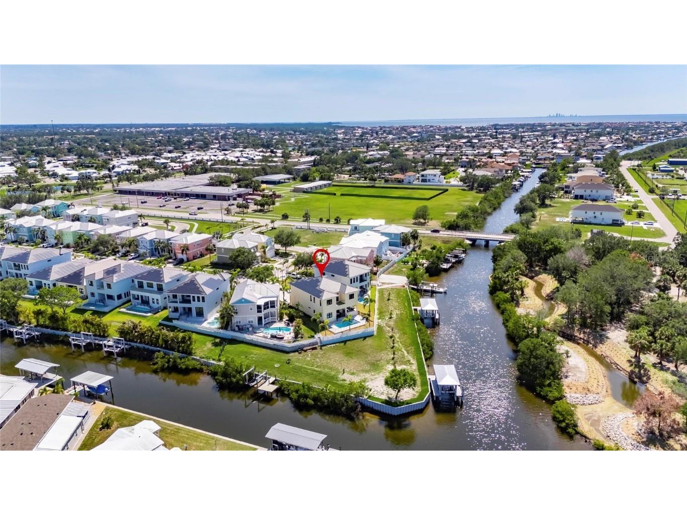 6522 Simone Shores Circle Apollo Beach FL 33572 - ST. CRUEX CANAL TB8389832 image38