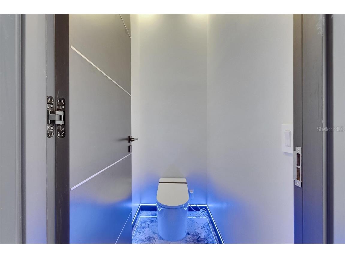 6522 Simone Shores Circle Apollo Beach FL 33572 - ST. CRUEX CANAL TB8389832 image49