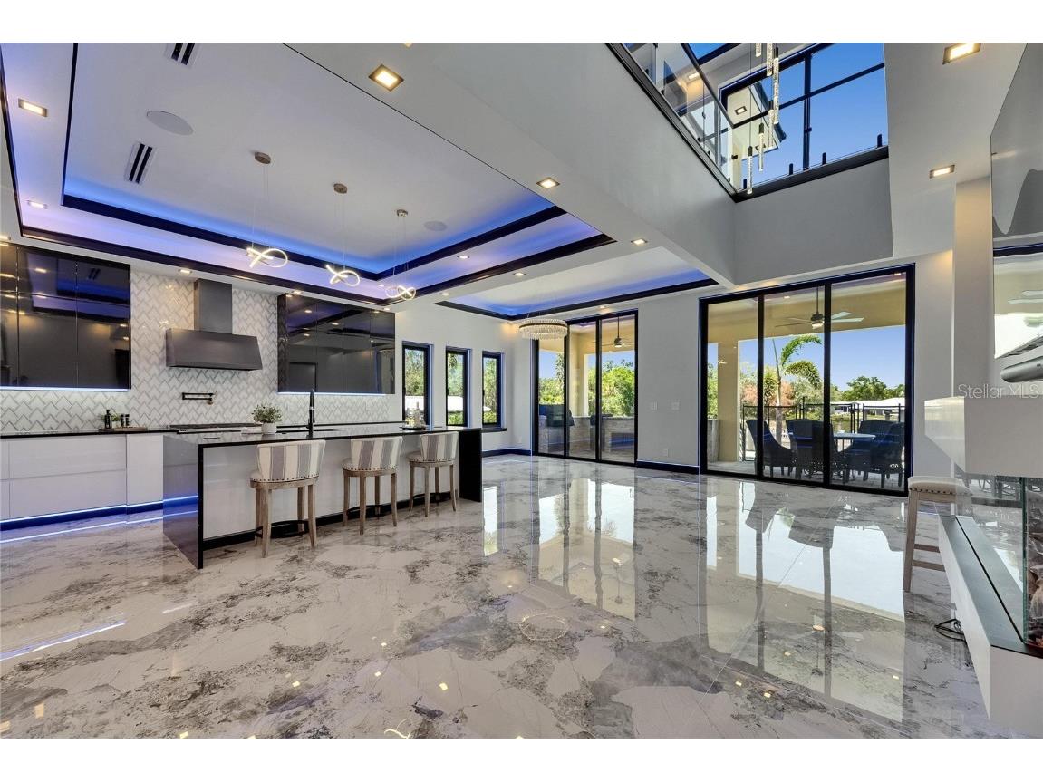 6522 Simone Shores Circle Apollo Beach FL 33572 - ST. CRUEX CANAL TB8389832 image5