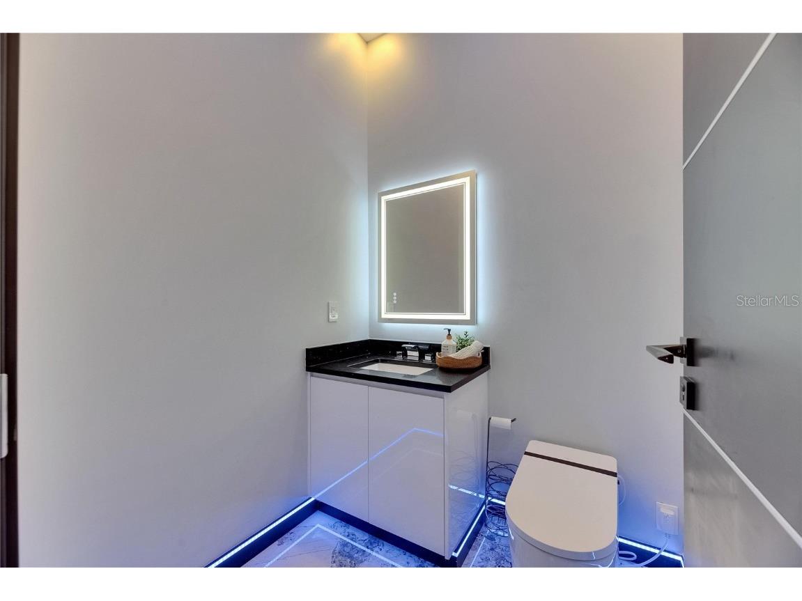 6522 Simone Shores Circle Apollo Beach FL 33572 - ST. CRUEX CANAL TB8389832 image54