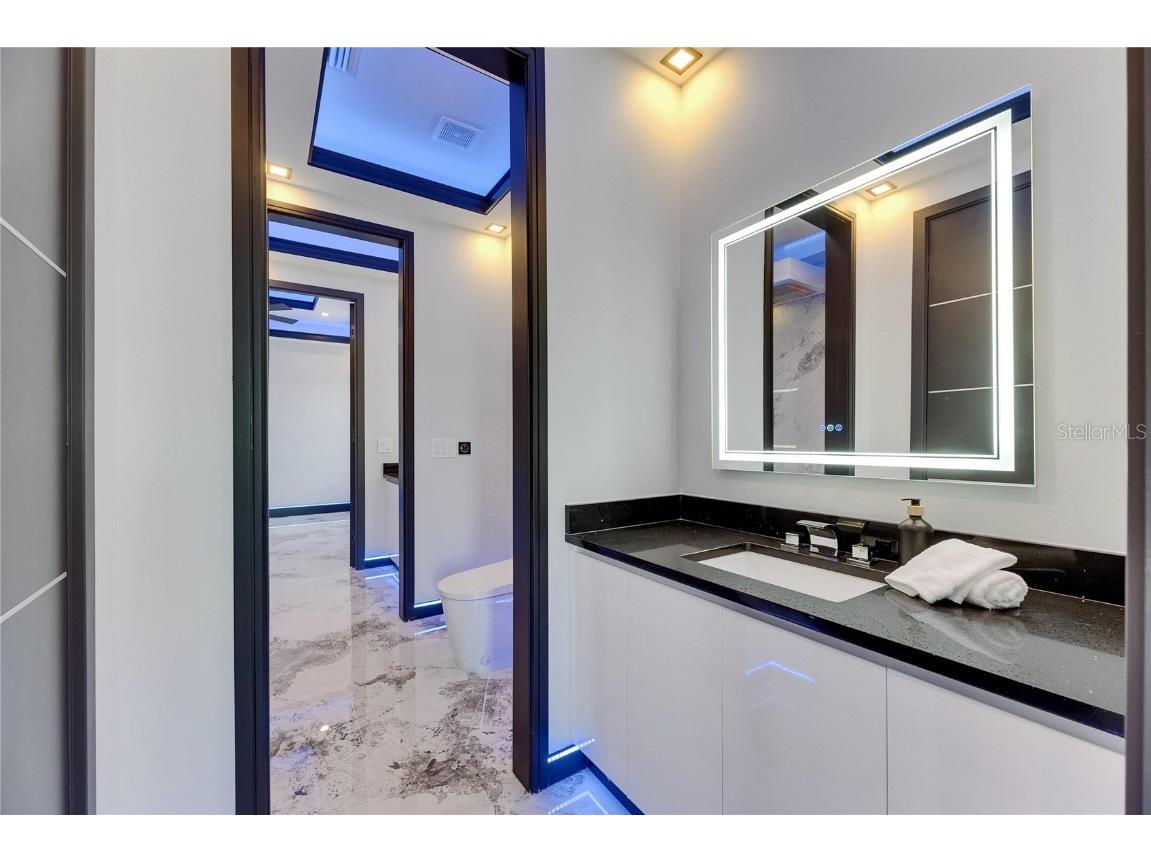 6522 Simone Shores Circle Apollo Beach FL 33572 - ST. CRUEX CANAL TB8389832 image77