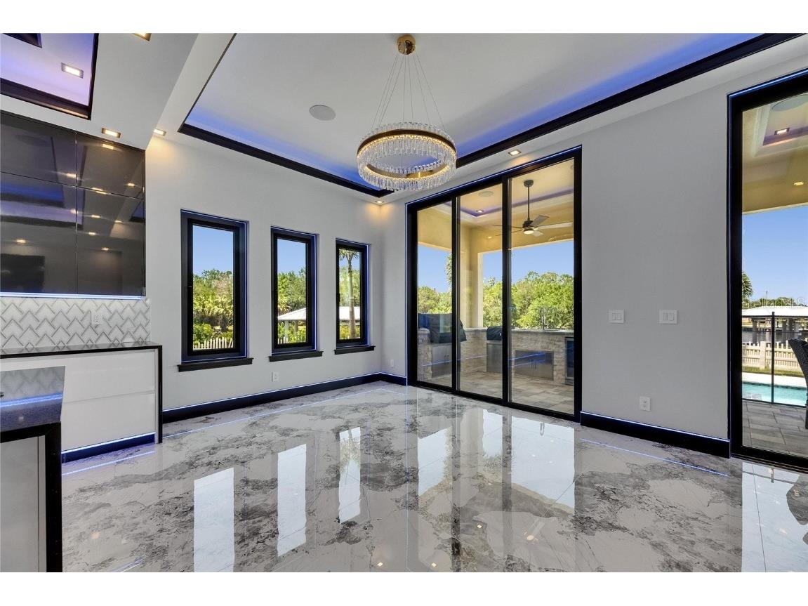 6522 Simone Shores Circle Apollo Beach FL 33572 - ST. CRUEX CANAL TB8389832 image8