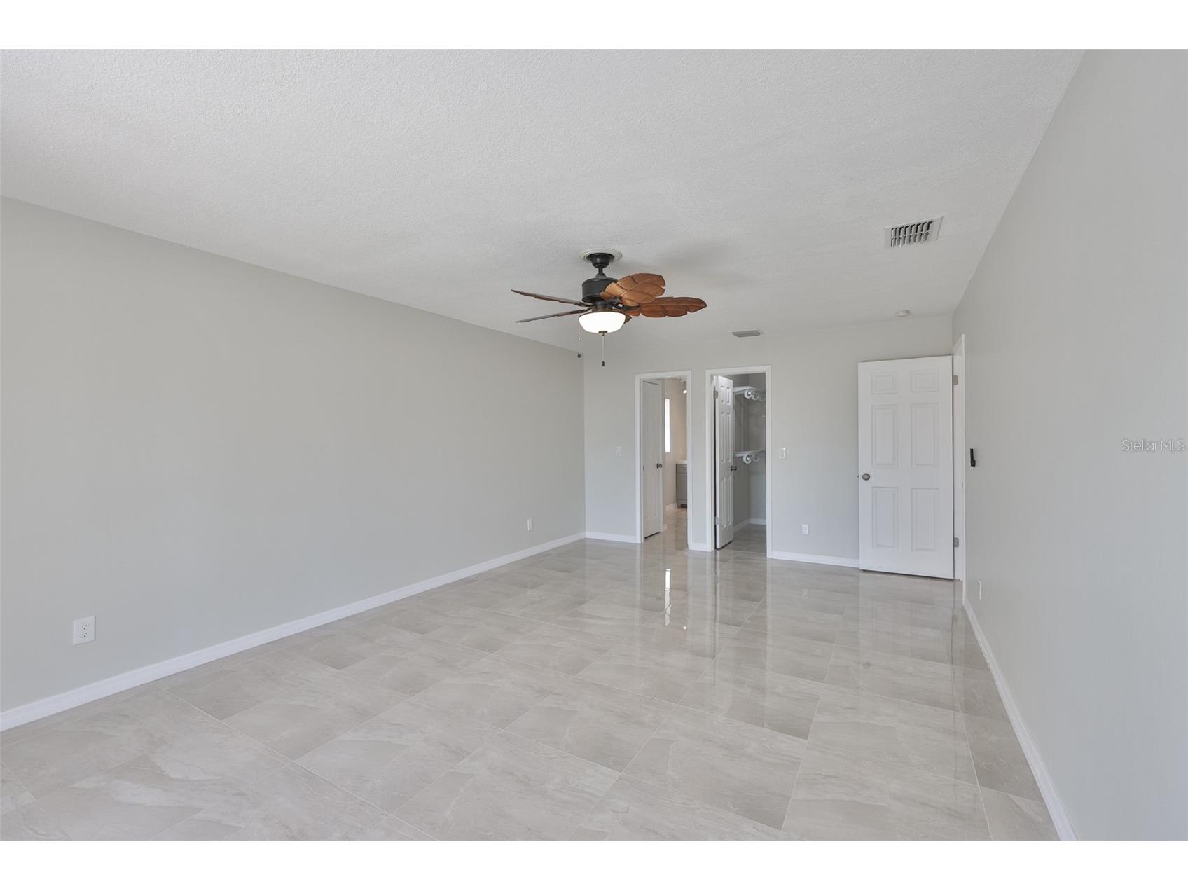 6523 King Palm Way Apollo Beach FL 33572 TB8476395 image24