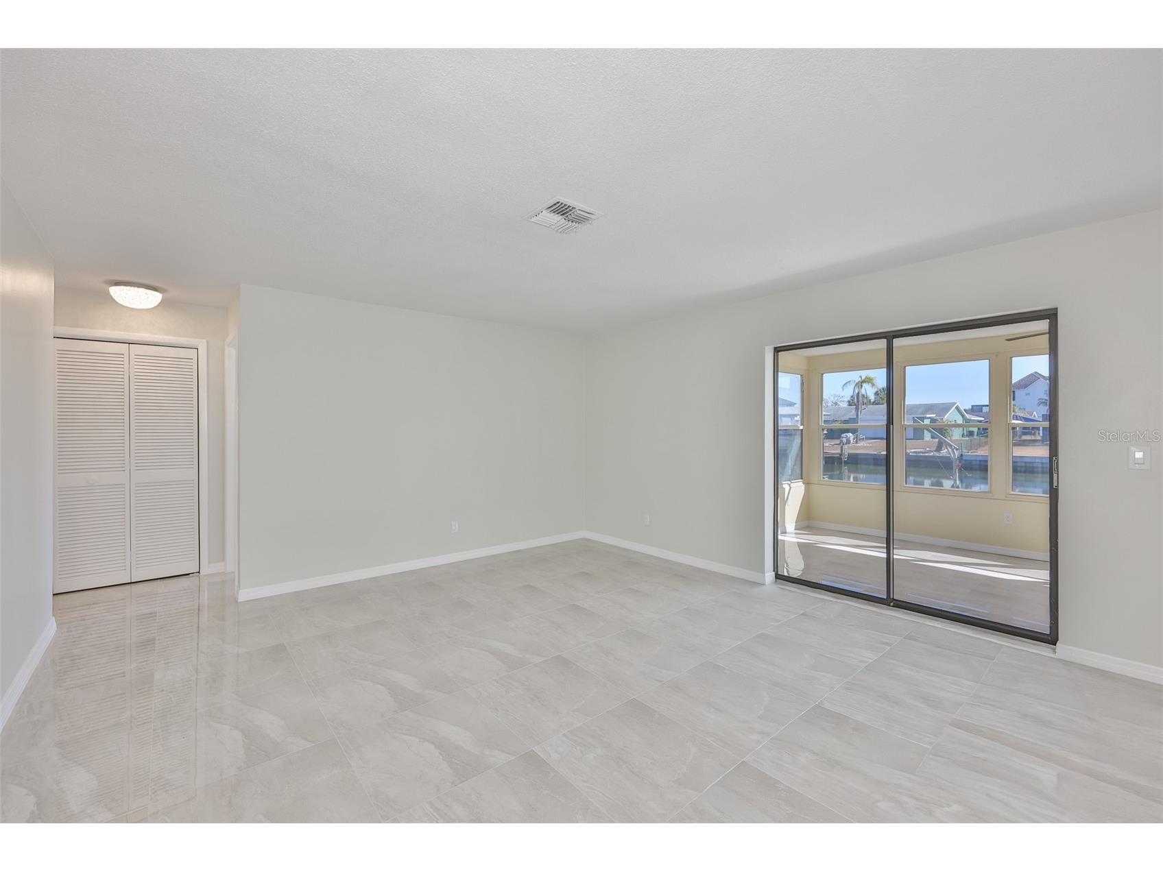 6523 King Palm Way Apollo Beach FL 33572 TB8476395 image27