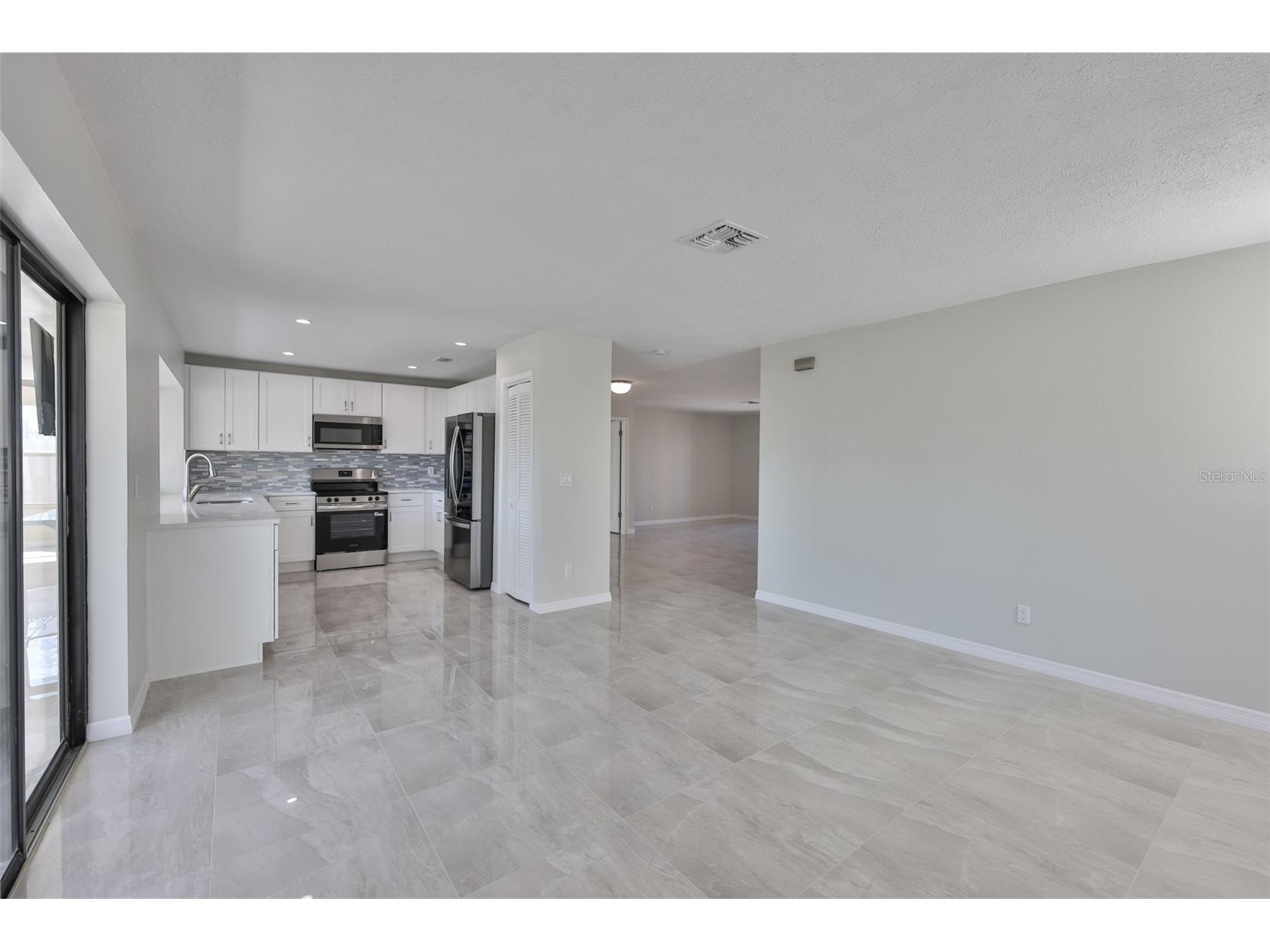 6523 King Palm Way Apollo Beach FL 33572 TB8476395 image29