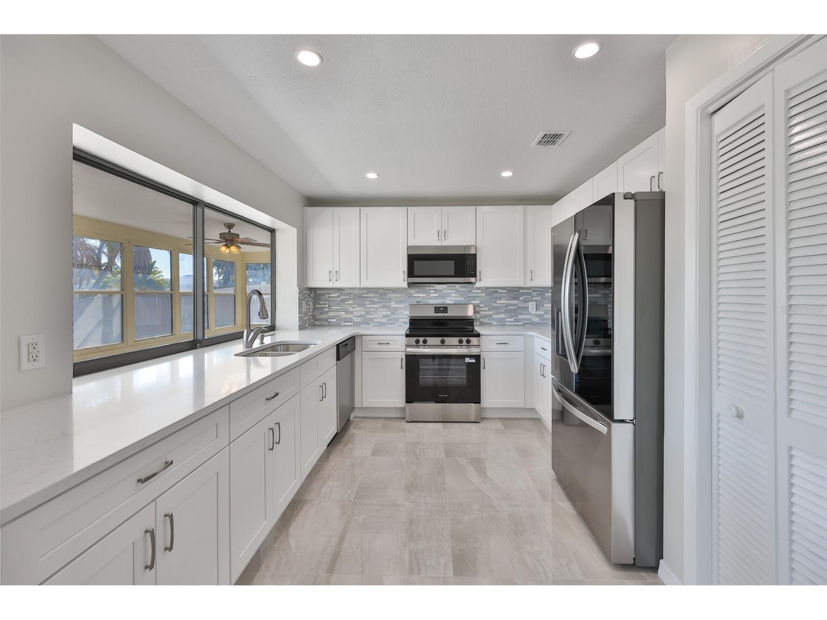 6523 King Palm Way Apollo Beach FL 33572 TB8476395 image33