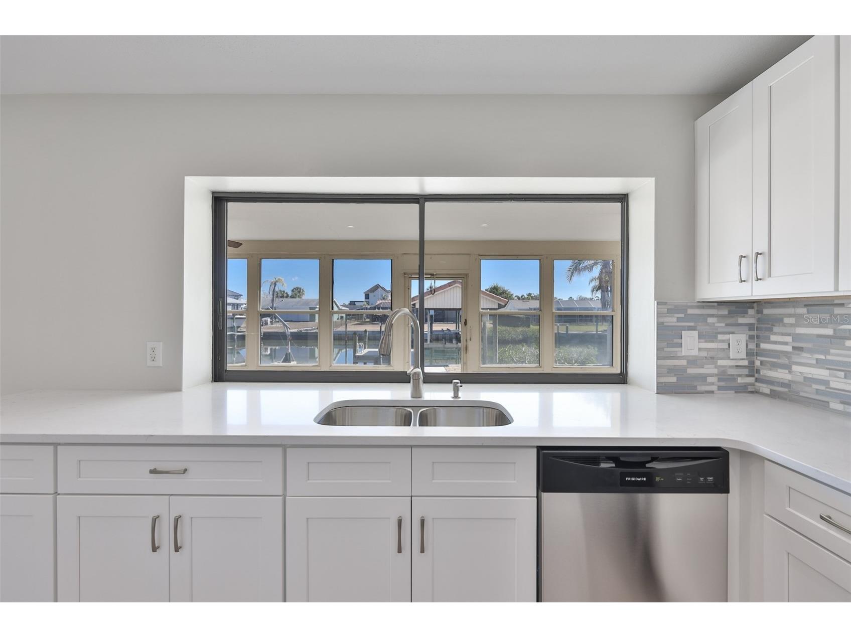 6523 King Palm Way Apollo Beach FL 33572 TB8476395 image35