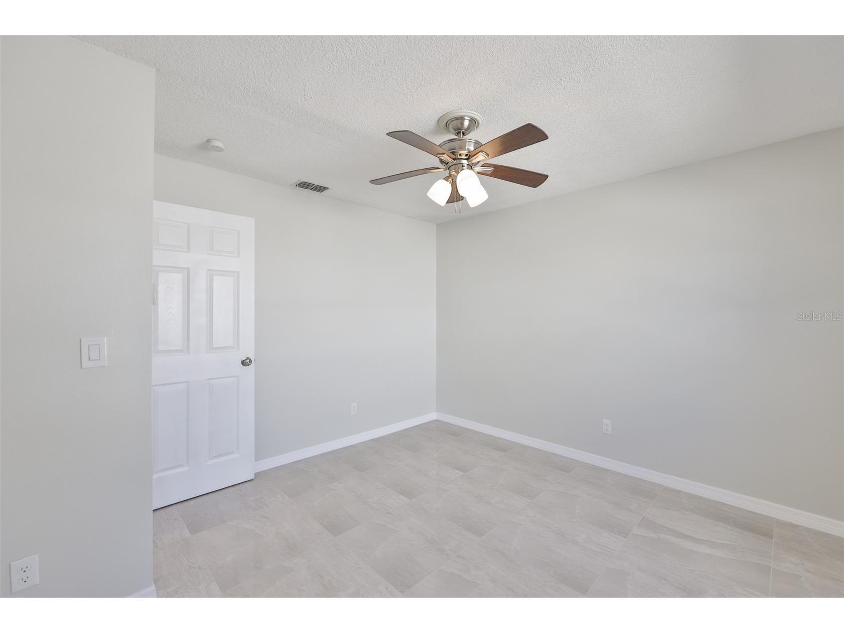 6523 King Palm Way Apollo Beach FL 33572 TB8476395 image38