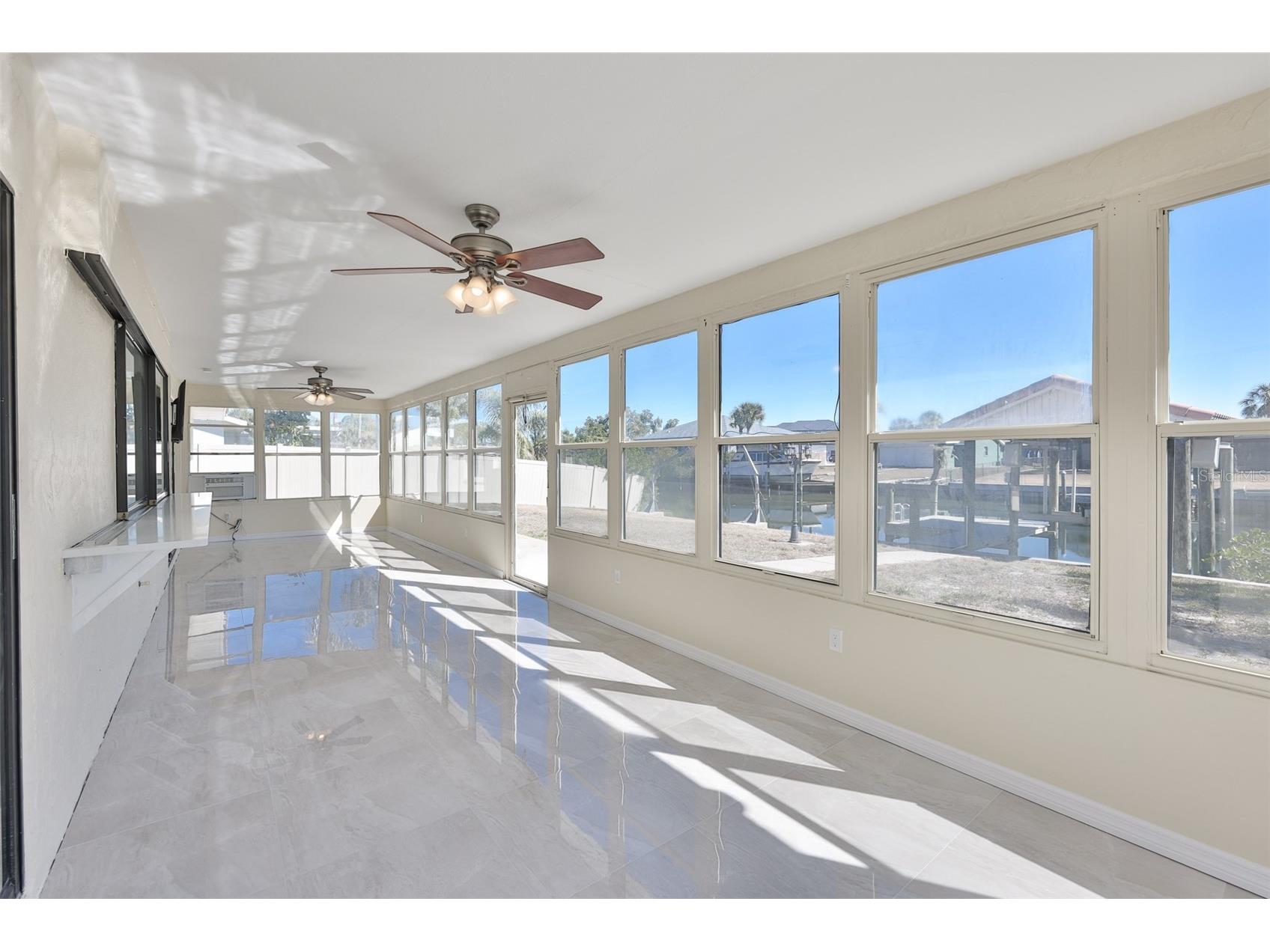 6523 King Palm Way Apollo Beach FL 33572 TB8476395 image45