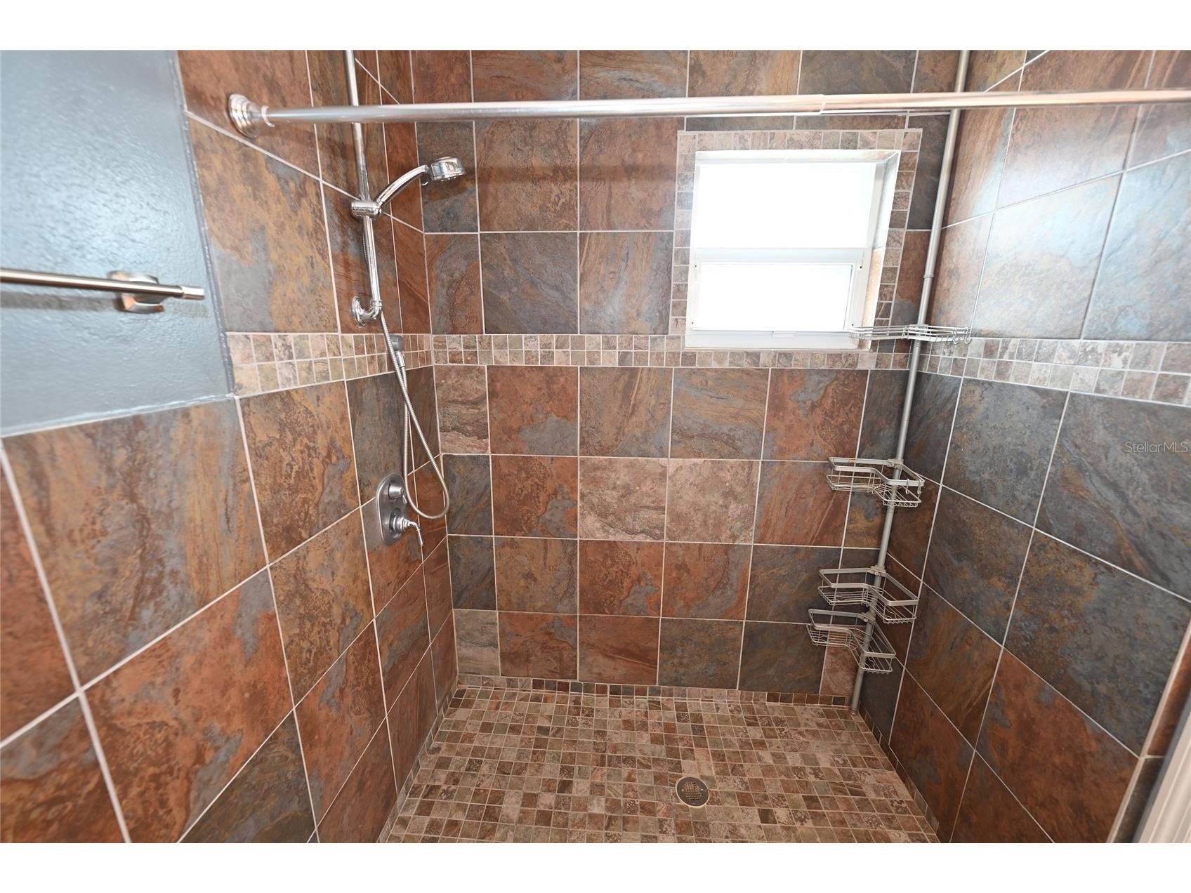 6524 Mauna Loa Boulevard Sarasota FL 34241 A4698747 image14