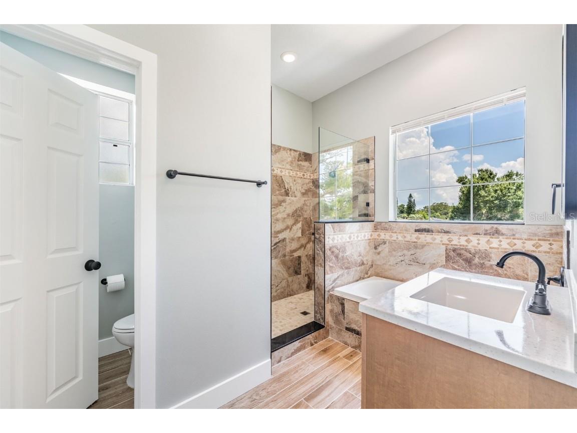 6525 15th Street N Saint Petersburg FL 33702 TB8412266 image30