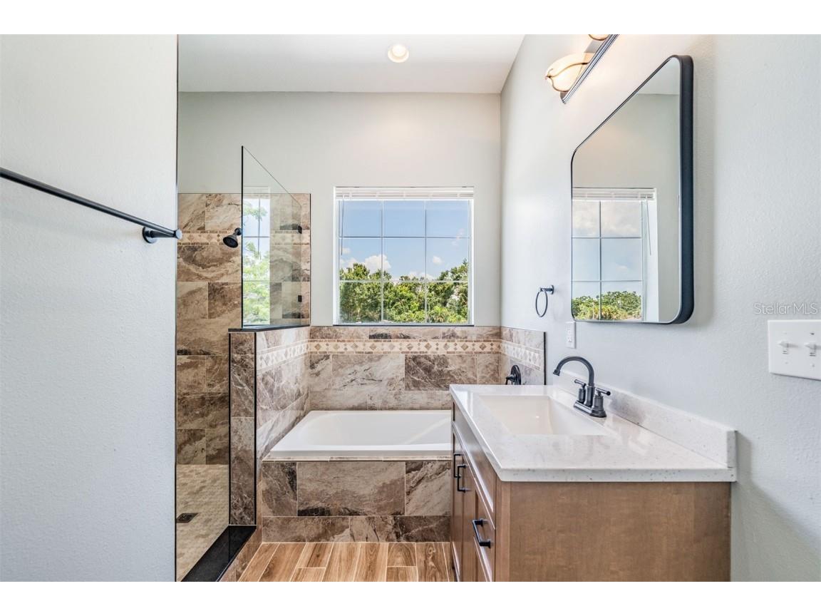 6525 15th Street N Saint Petersburg FL 33702 TB8412266 image31