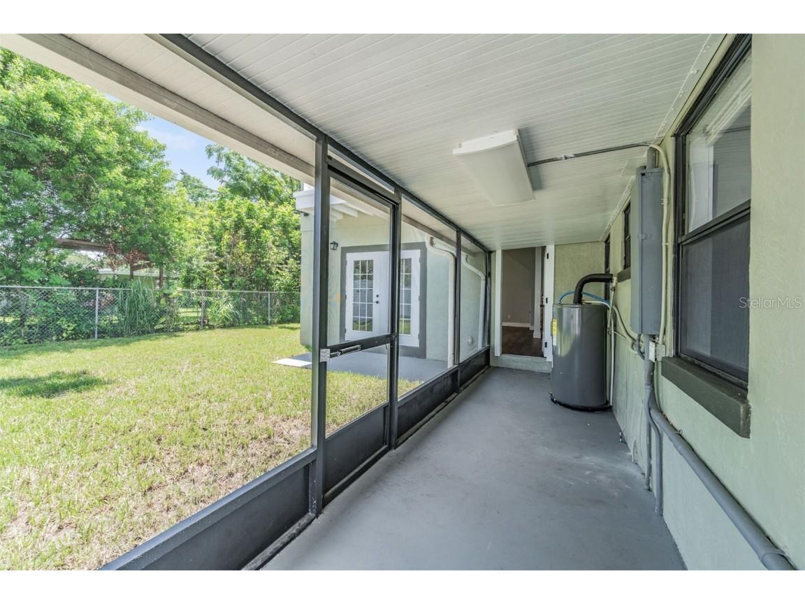 6525 15th Street N Saint Petersburg FL 33702 TB8412266 image32