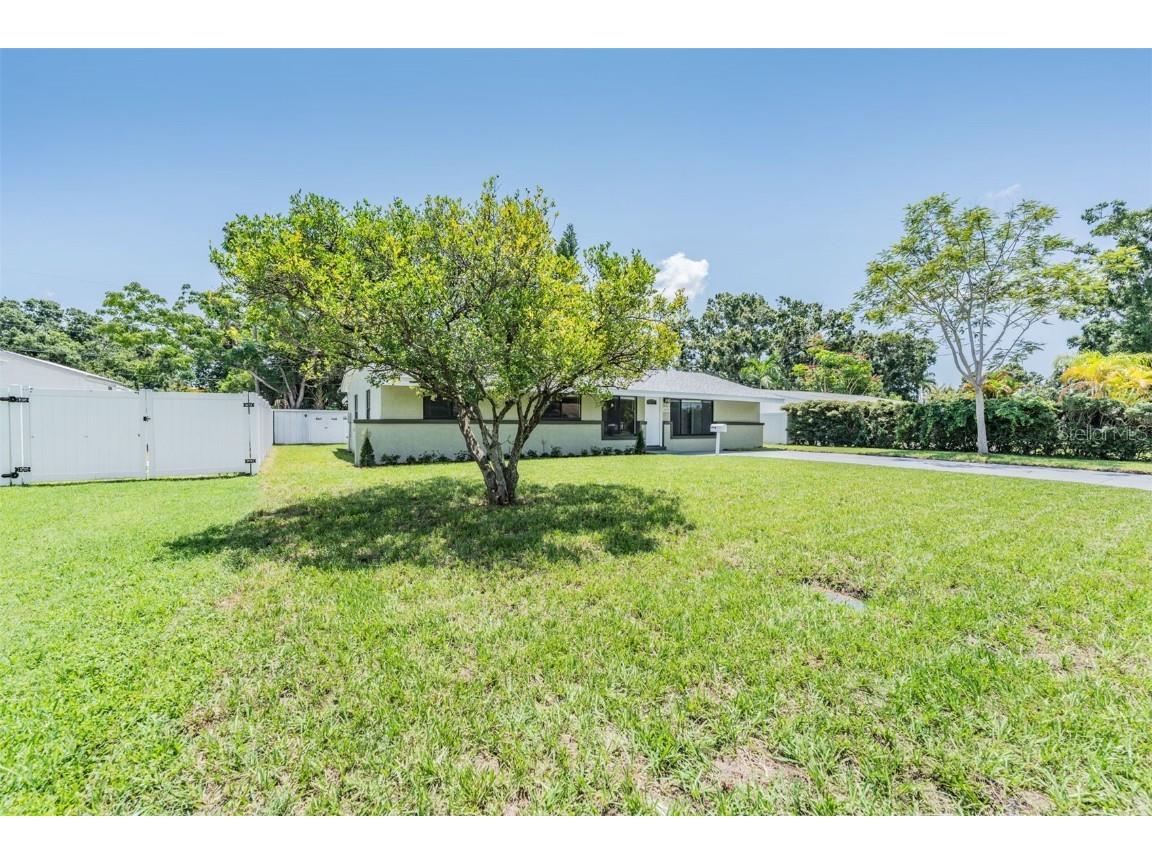 6525 15th Street N Saint Petersburg FL 33702 TB8412266 image38